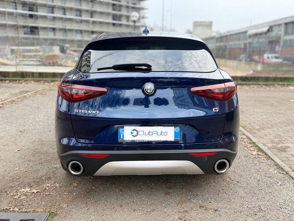 Alfa Romeo Stelvio 2.2 t Super Q4 210cv auto
