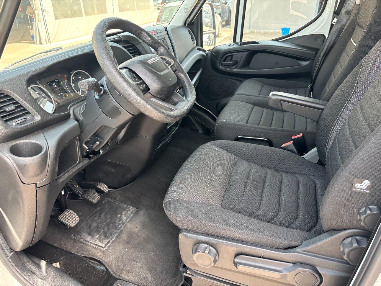 IVECO Daily 35C16H Cassa Pedana Sponda Caricatrice 2024