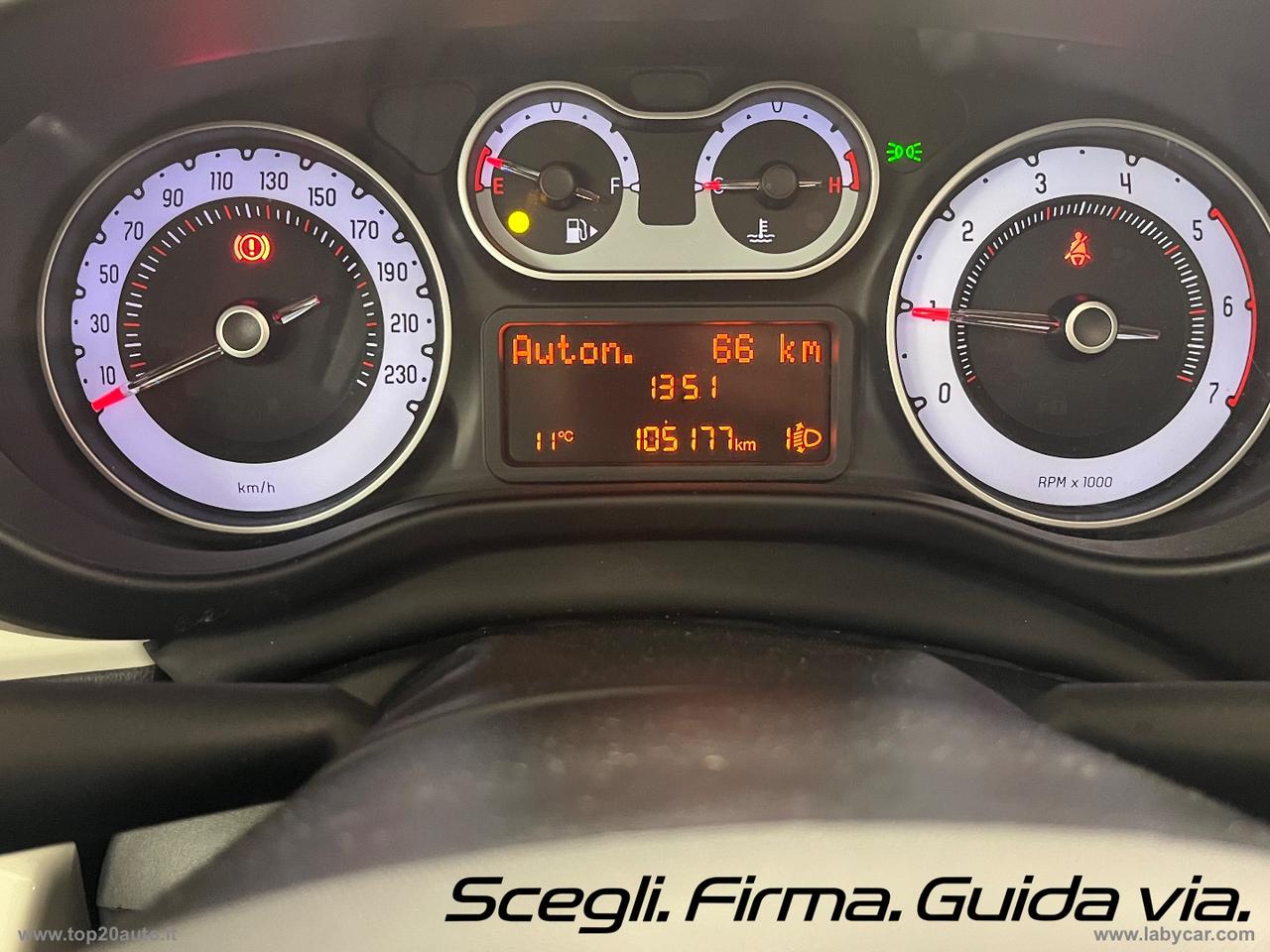 FIAT 500L 1.6 MJT 105 CV Trekking|TETTO APRIBILE PANORAMICO