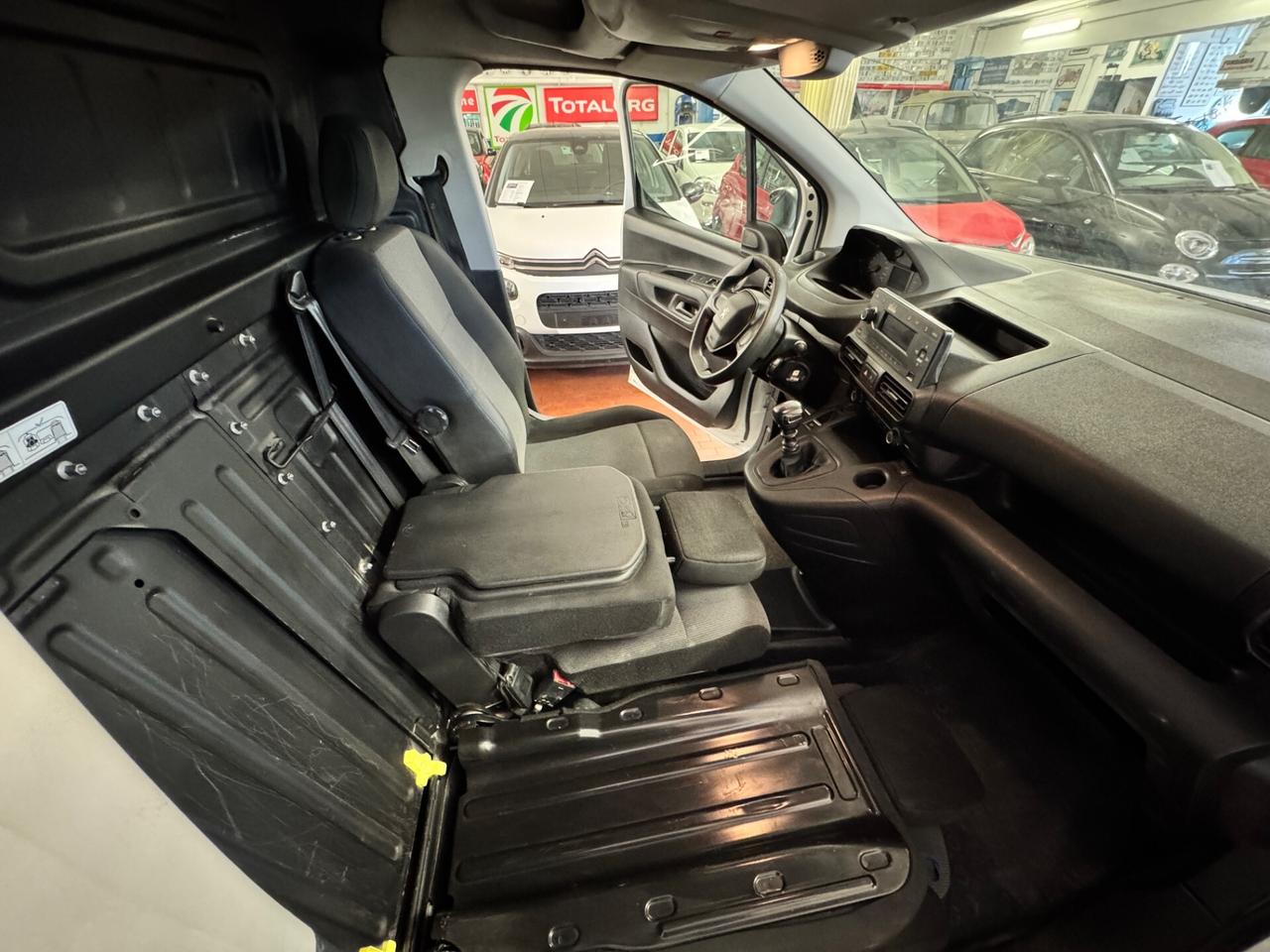 Peugeot Partner PureTech 110 S&S PC Furgone Pro