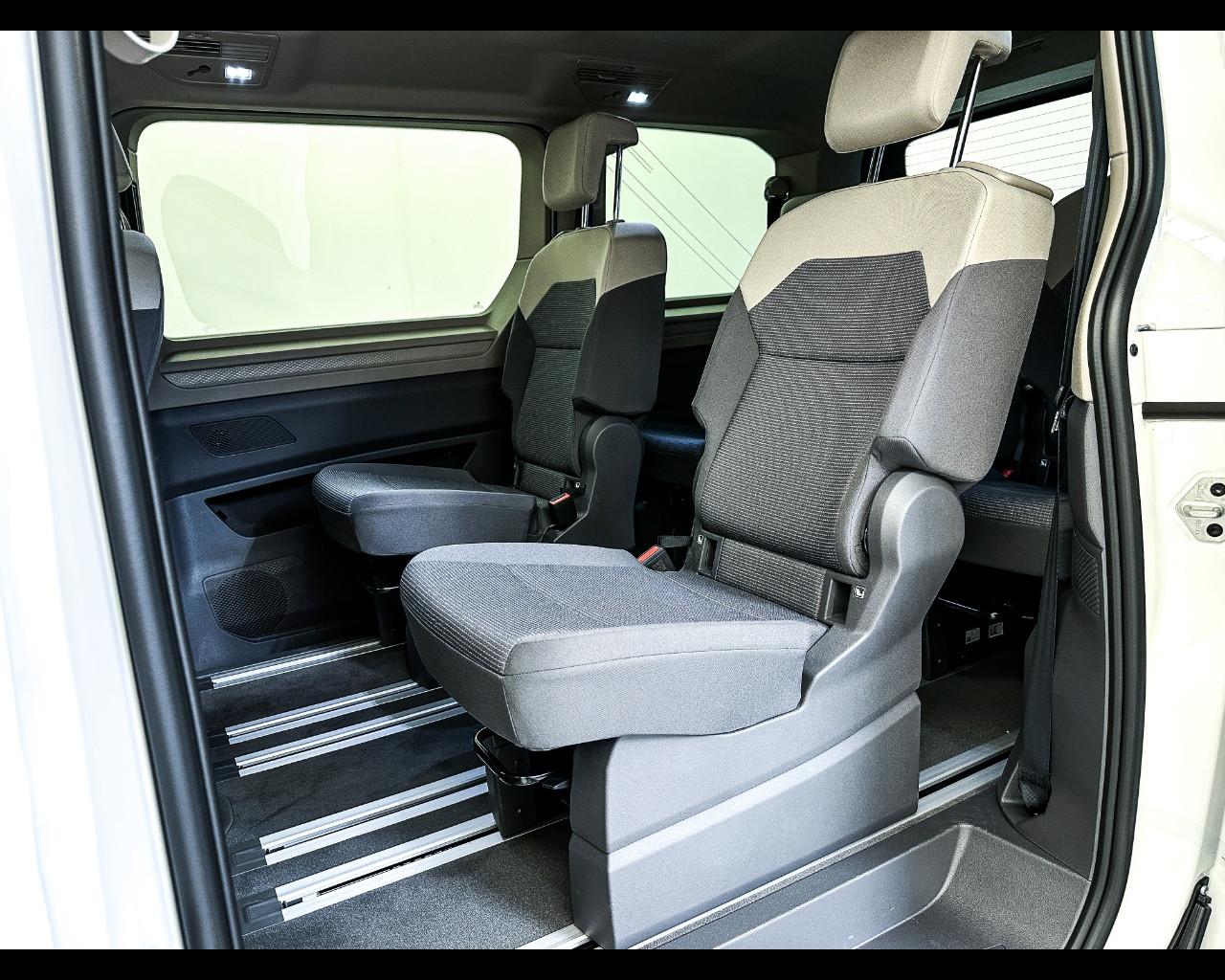 VOLKSWAGEN Multivan 7ª '21-> - Multivan 1.5 PHEV DSG 4Motion Space