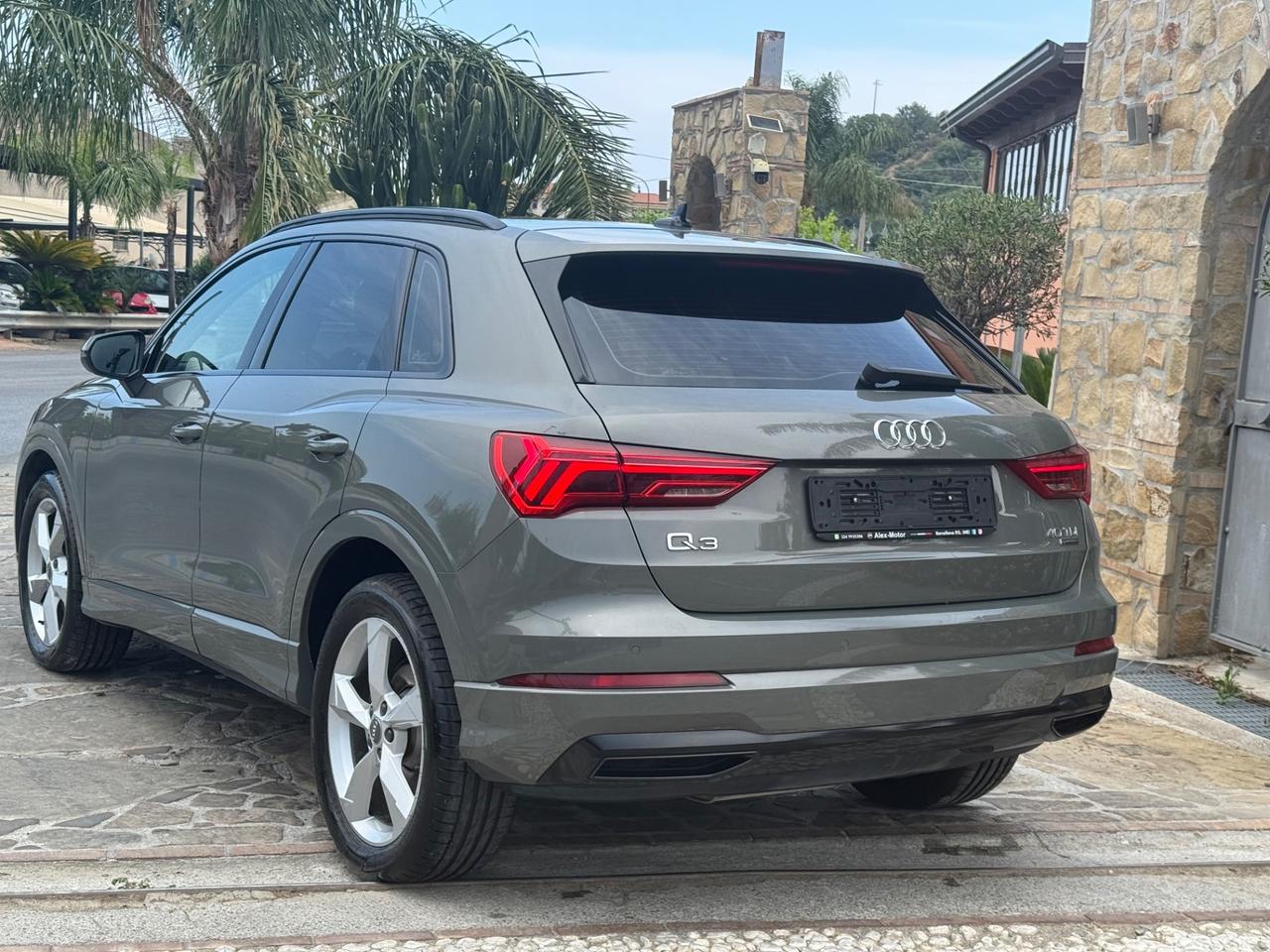 Audi Q3 35 TDI S tronic Business Advanced