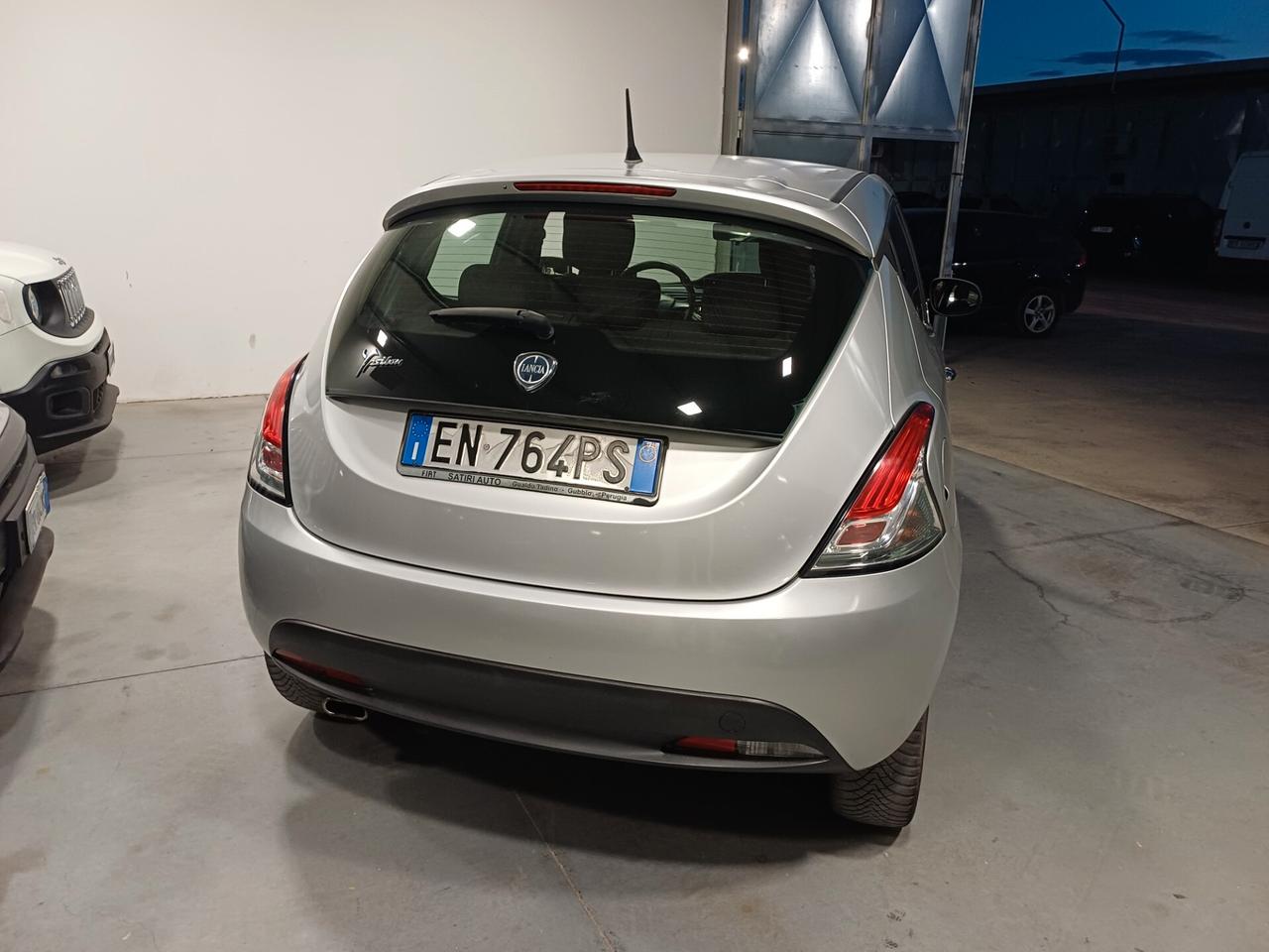 Lancia Ypsilon 1.3 MJT 16V 95 CV 5 porte S&S Gold