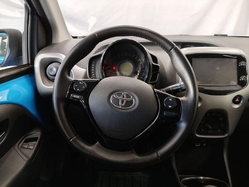 Toyota Aygo Aygo 1.0 VVT-i 69 CV 5 porte x-play MMT