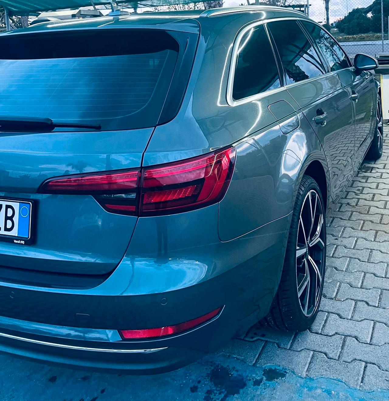 Audi A4 2.0 TDI 190 CV quattro S tronic Business Sport
