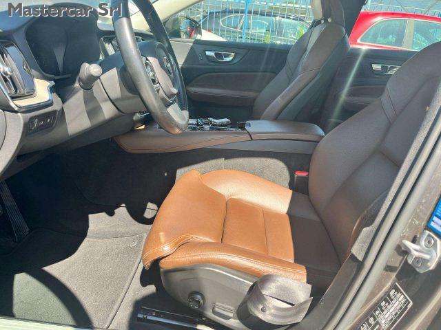 VOLVO V60 V60 II 2019 2.0 t8 te Inscription awd - FV100GX