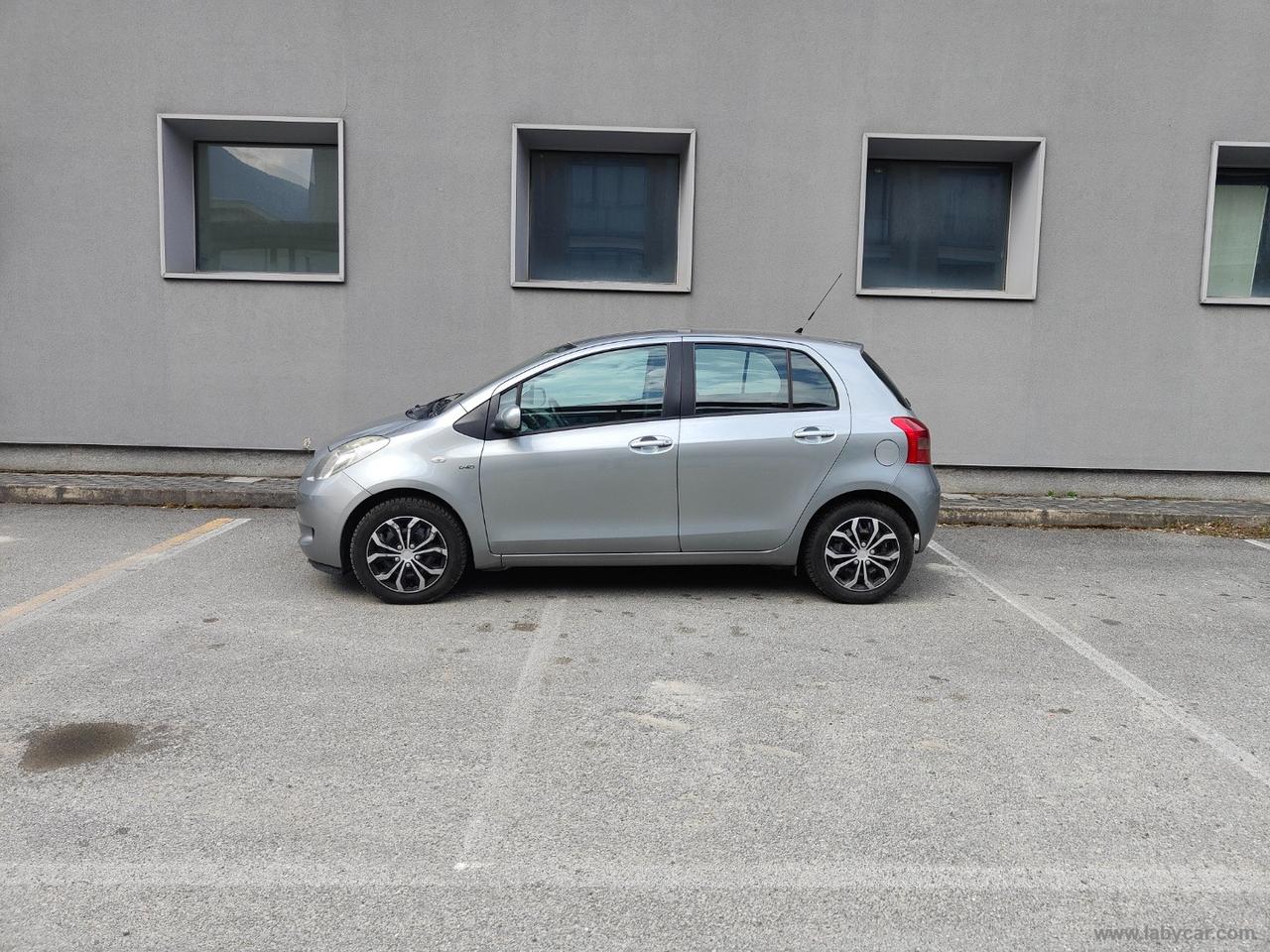 TOYOTA Yaris 1.4 D-4D 5p. AUTOMATICA NEOPATENTATI