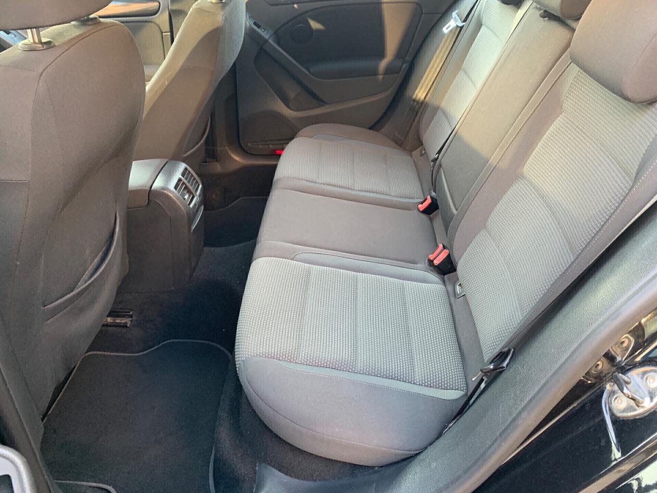 Volkswagen Golf 1.6 TDI DPF 5p.