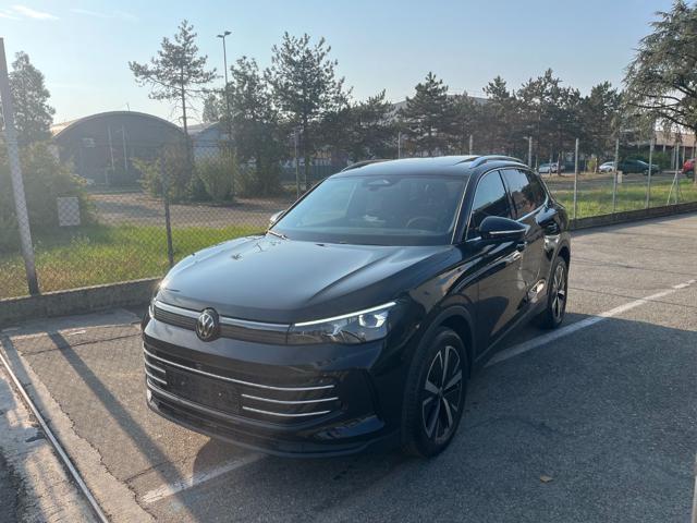 VOLKSWAGEN Tiguan 1.5 eTSI 150 CV ACT DSG Elegance K M 0 Full!