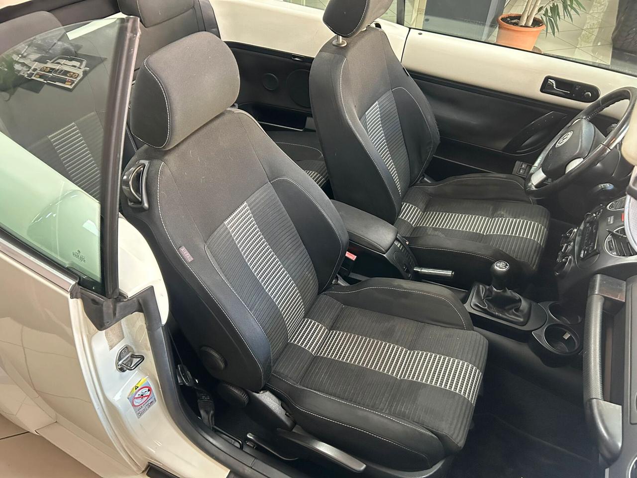 Volkswagen New Beetle 1.9 TDI 105CV Cabrio