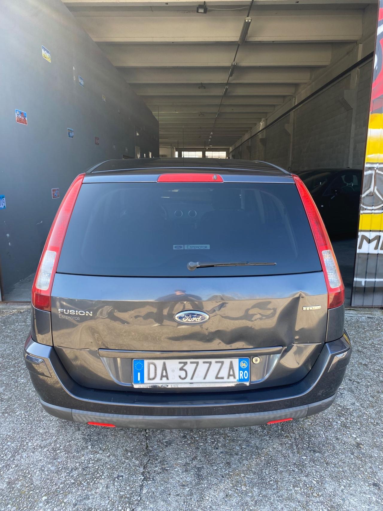 Ford Fusion 1.6 TDCi 5p. Collection Neopatentati