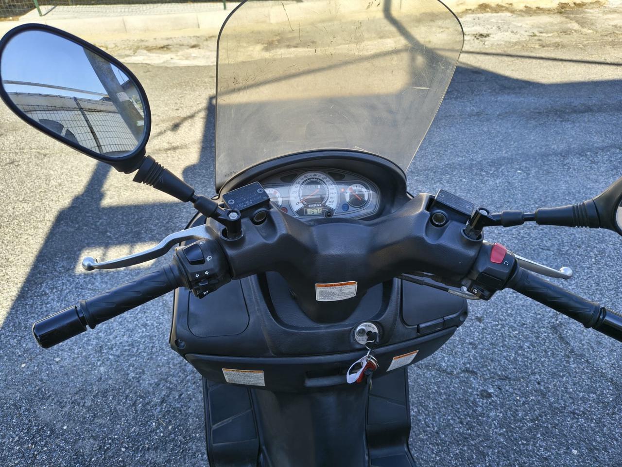Suzuki Burgman 200