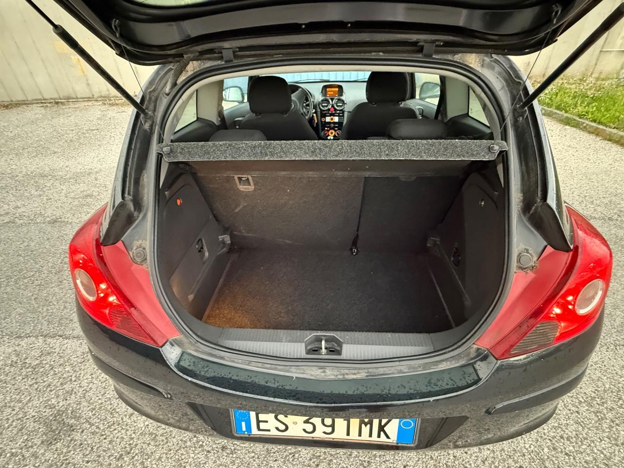 Opel Corsa 1.2 85CV 3 porte GPL-TECH b-color