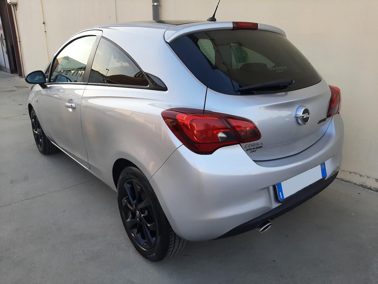 Opel Corsa Coupé 1.4 90cv GPL-Tech b-Color