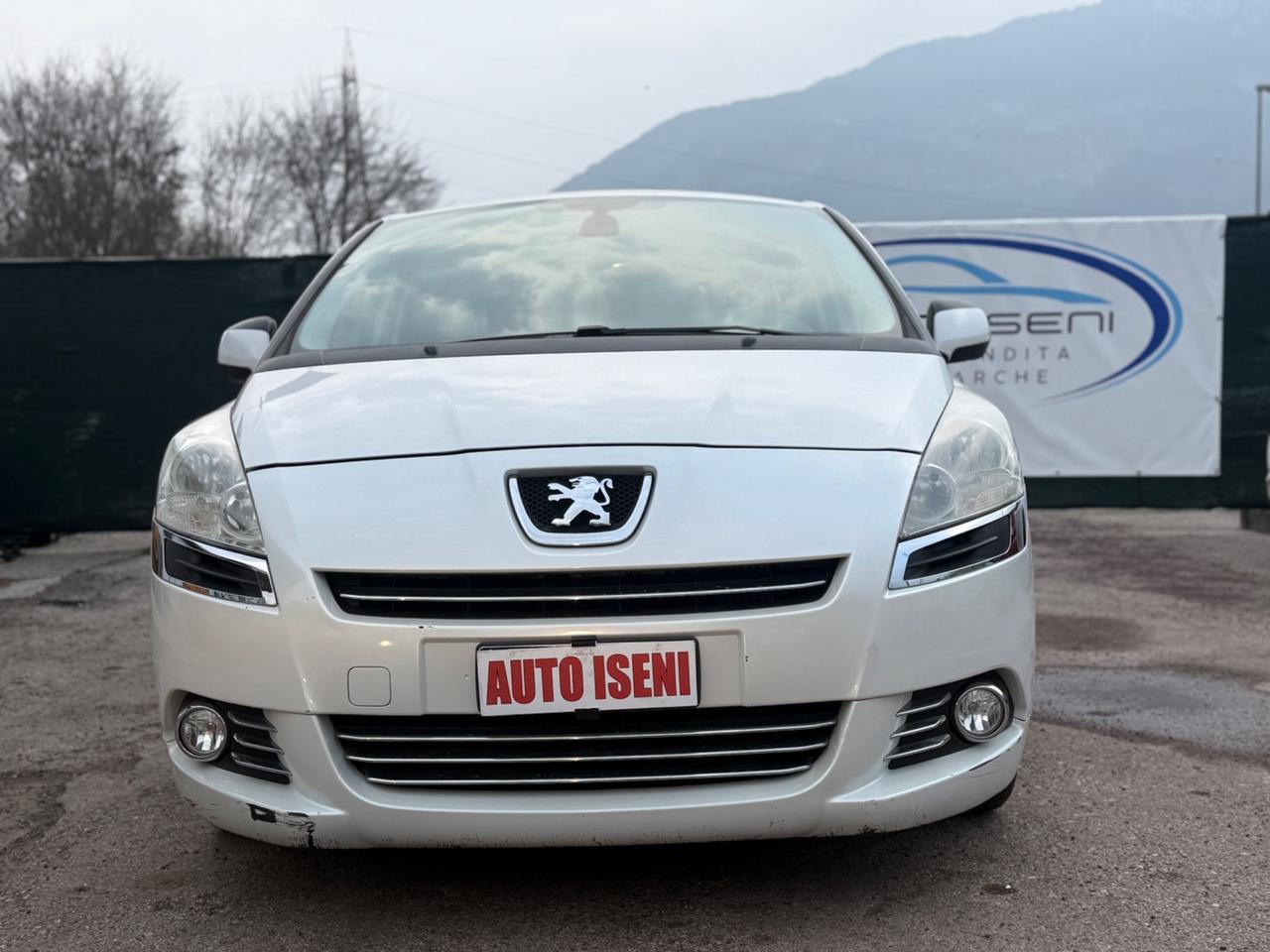 Peugeot 5008 2.0 HDi 150CV Business