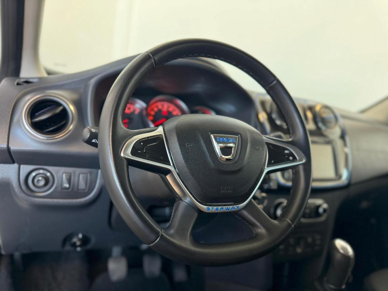 Dacia Sandero Stepway 1.0 TCe 100CV ECO-G 15th Anniversary