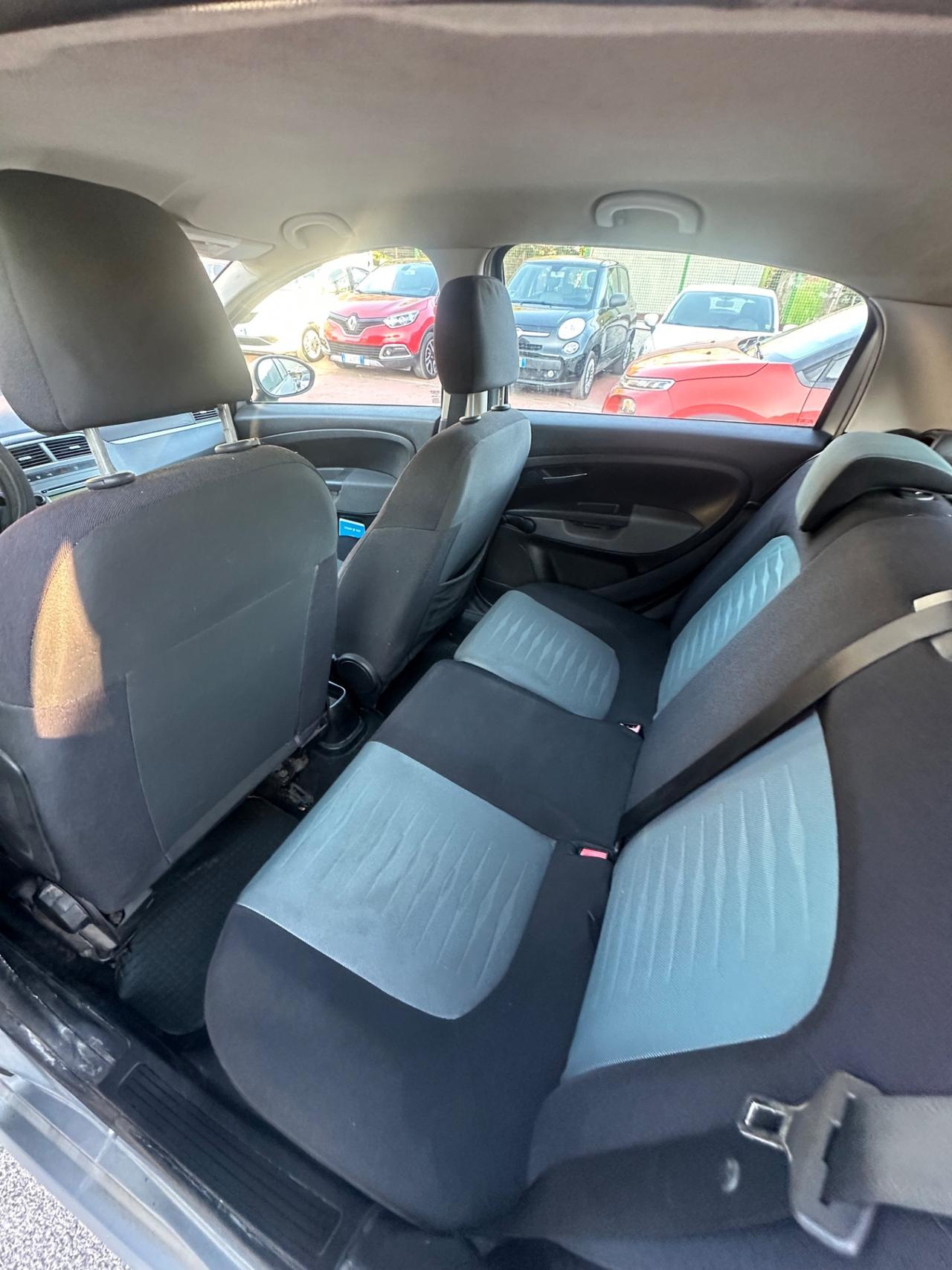 Fiat Grande Punto 1.3 MJT 75 CV 5 porte Fun