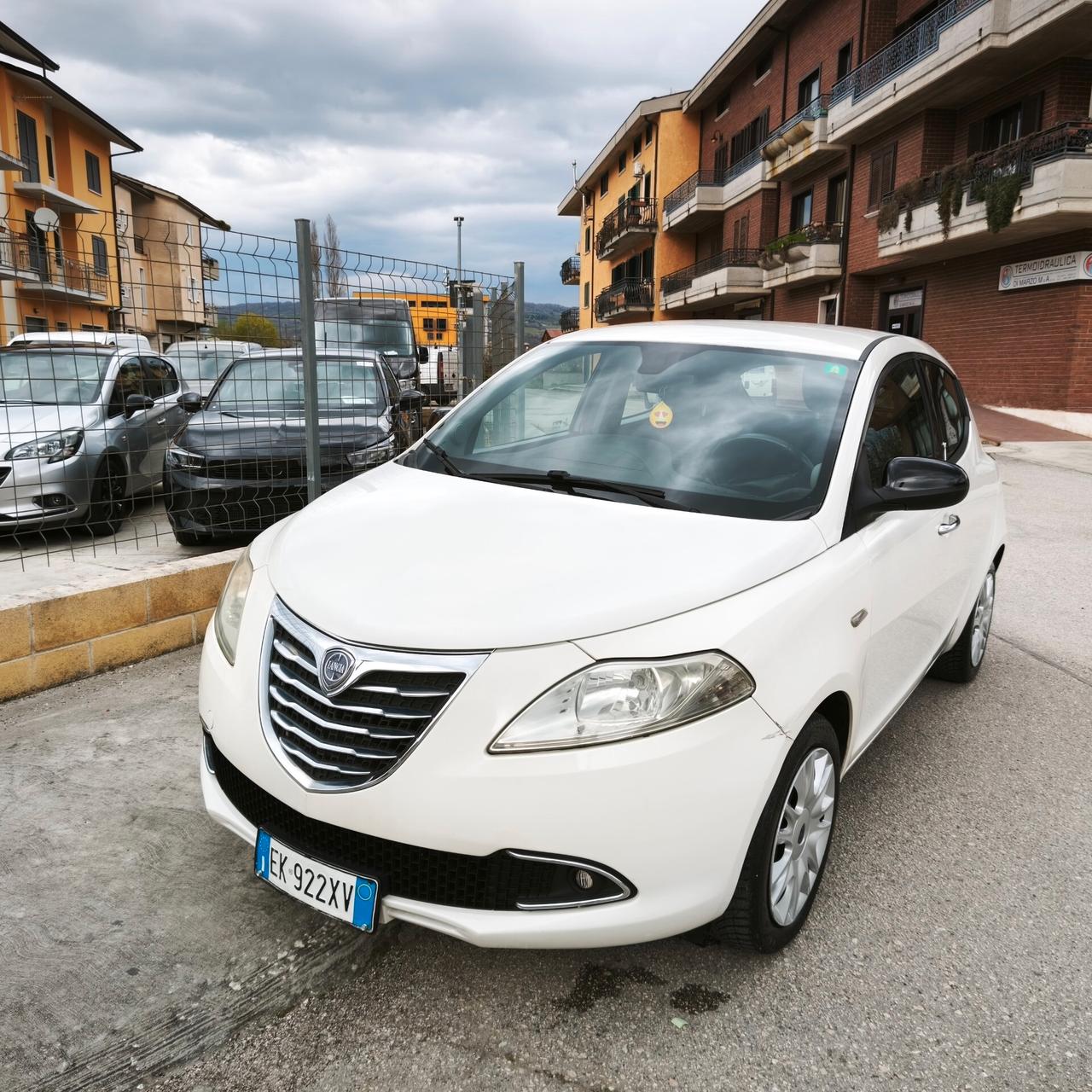 Lancia Ypsilon 1.3 MJT 16V 95 CV 5 porte S&S Gold