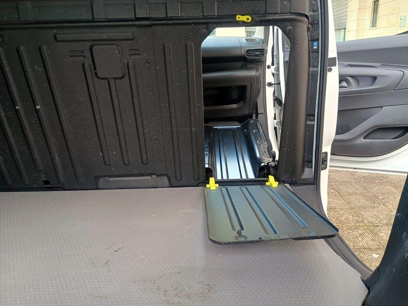 OPEL Combo Cargo - Combo cargo 1.5d 100cv L1H1 Edition mt5