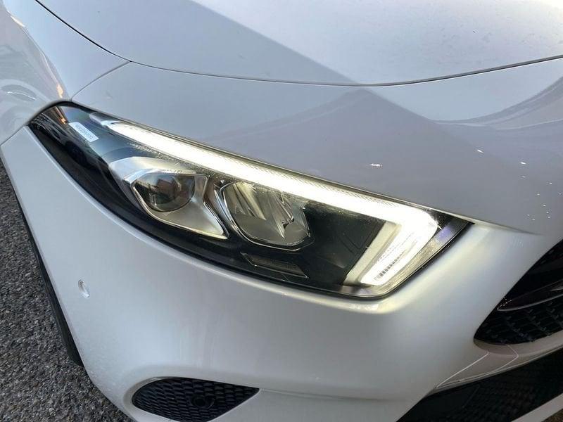Mercedes-Benz Classe A A 180 d Sport Night edition auto