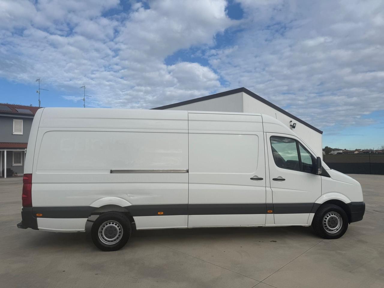 Volkswagen CRAFTER extra lungo