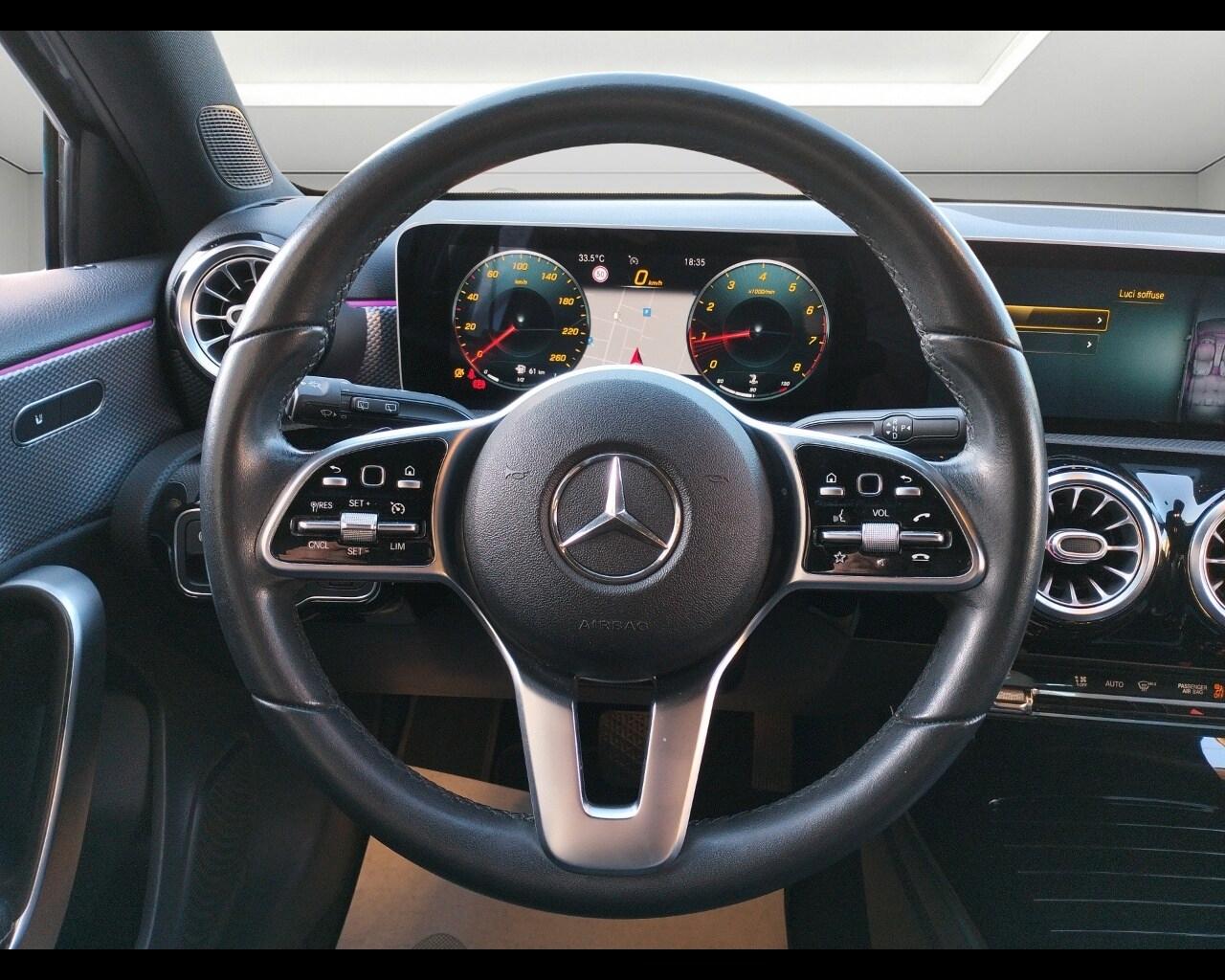 MERCEDES Classe A (V177) A 180 Automatic Bu...