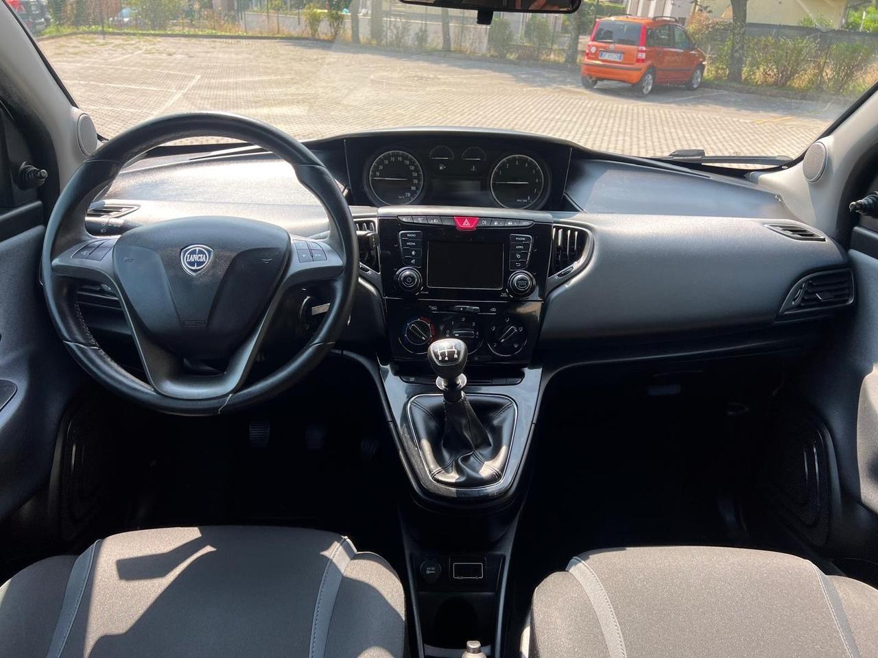 Lancia Ypsilon 1.2 69 CV 5 porte GPL Ecochic Unyca