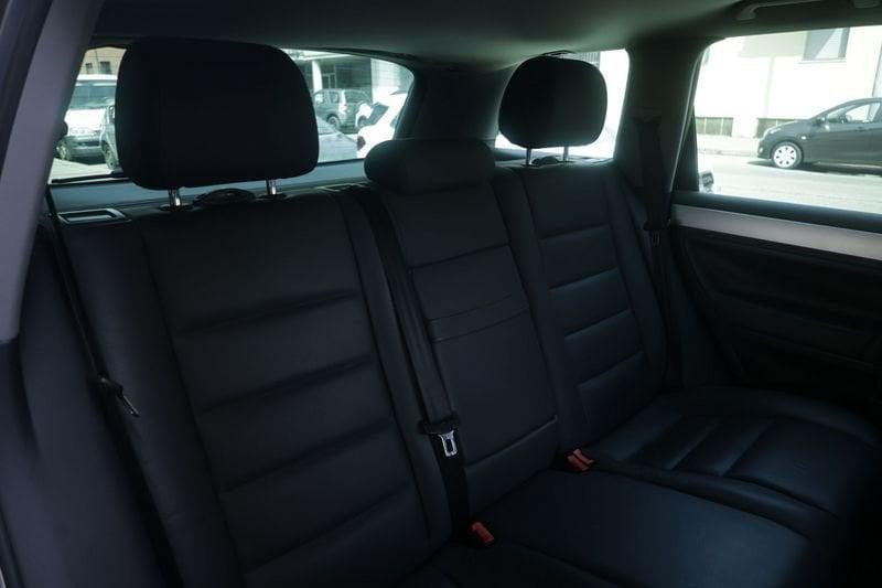 Volkswagen Touareg Volkswagen Touareg 3.0 V6 TDI DPF Tiptr. BMot. Tec. Executive