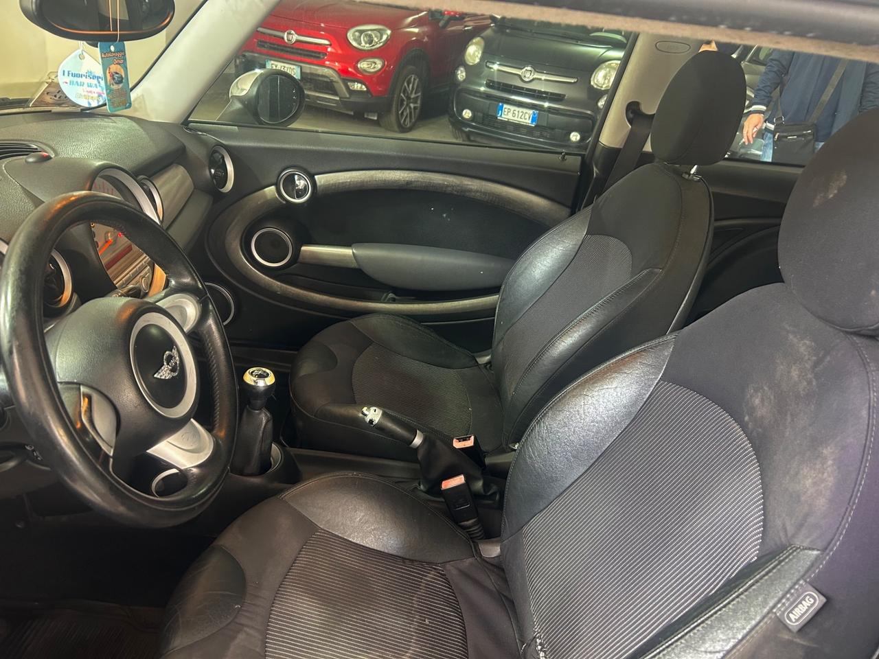 Mini 1.6 16V Cooper D
