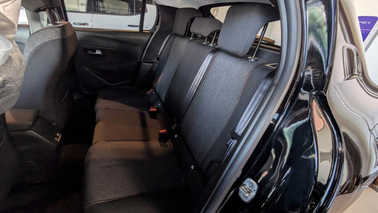 Peugeot 208 Hybrid 110 e-DCS6 BUSINESS