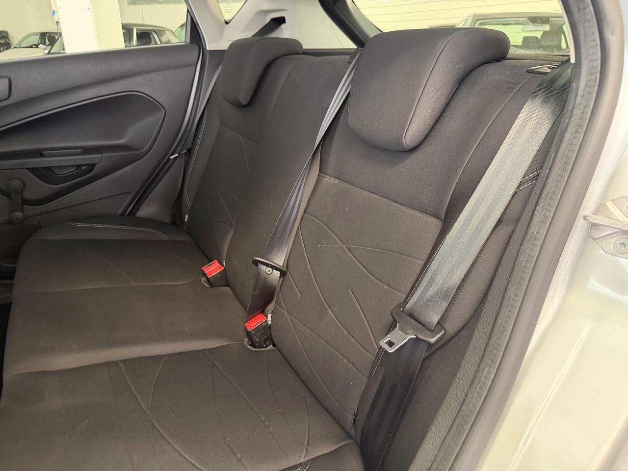Ford Fiesta 1.2 60CV 5 porte Titanium