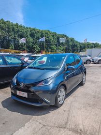 Toyota Aygo 1.0 VVT-i 72 CV 5 porte x-play MMT Automatica