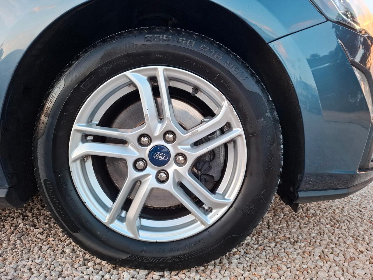 Ford Focus 1.5 TDCI 120cv SW *NAVY-LED-CAM*