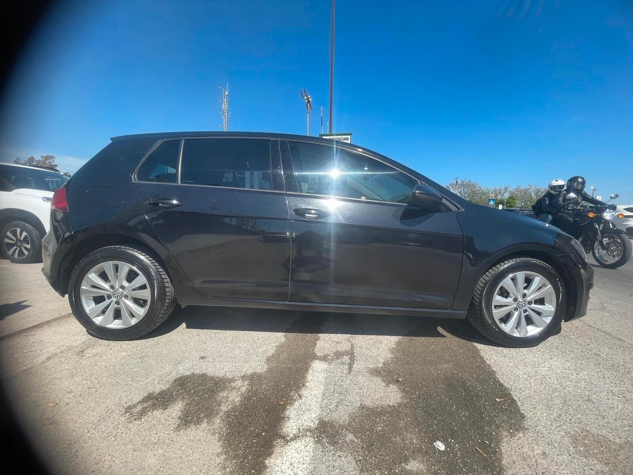 Volkswagen Golf 1.6 TDI DSG 5p. Comfortline BlueMotion Technology