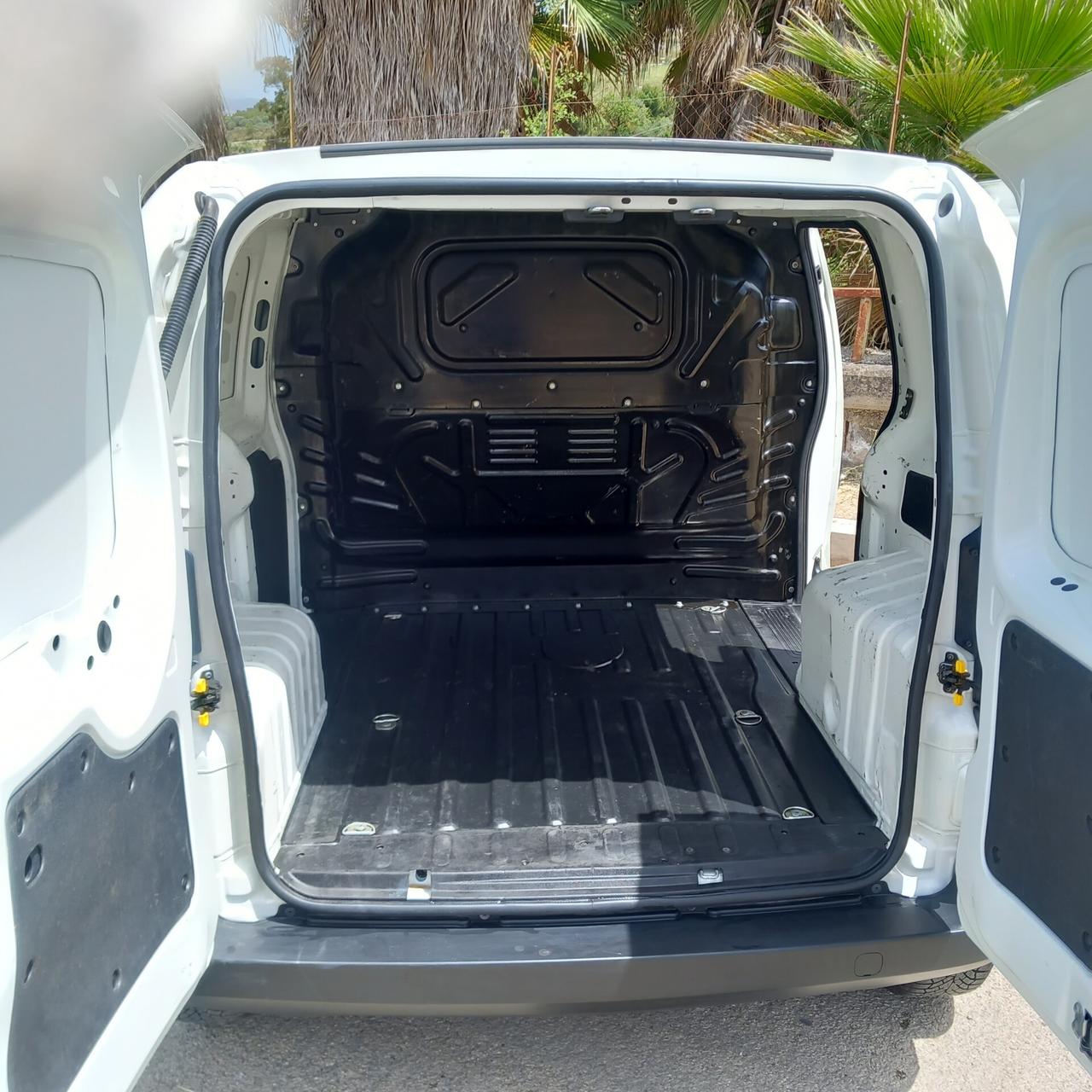 fiat fiorino 1.3 multijet 95cv con adBlue