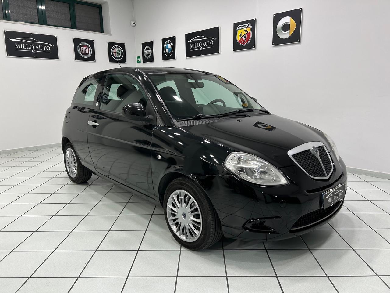 Lancia Ypsilon 1.4 Platino Ecochic GPL