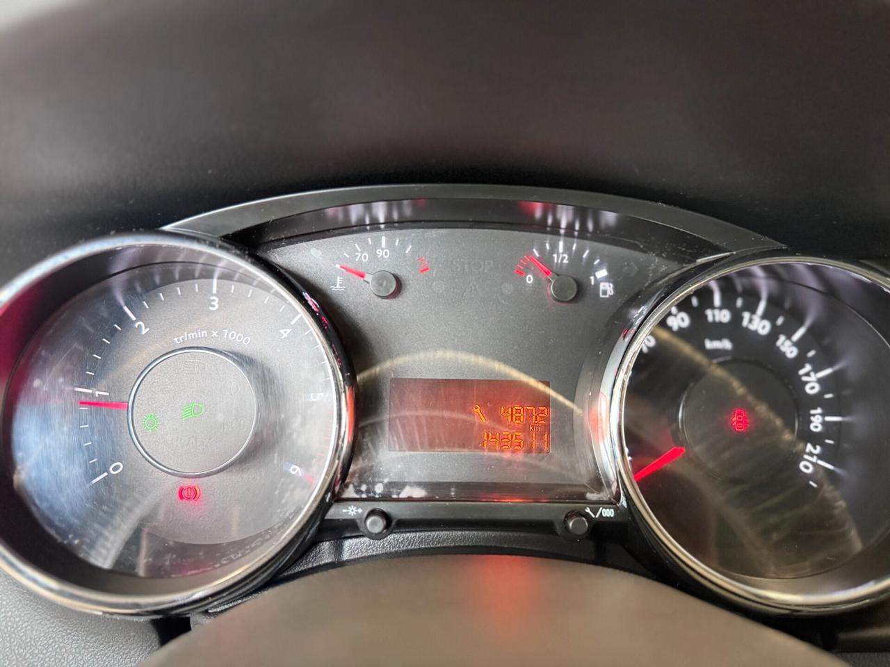 Peugeot 3008 1.6 HDi 112CV Tecno