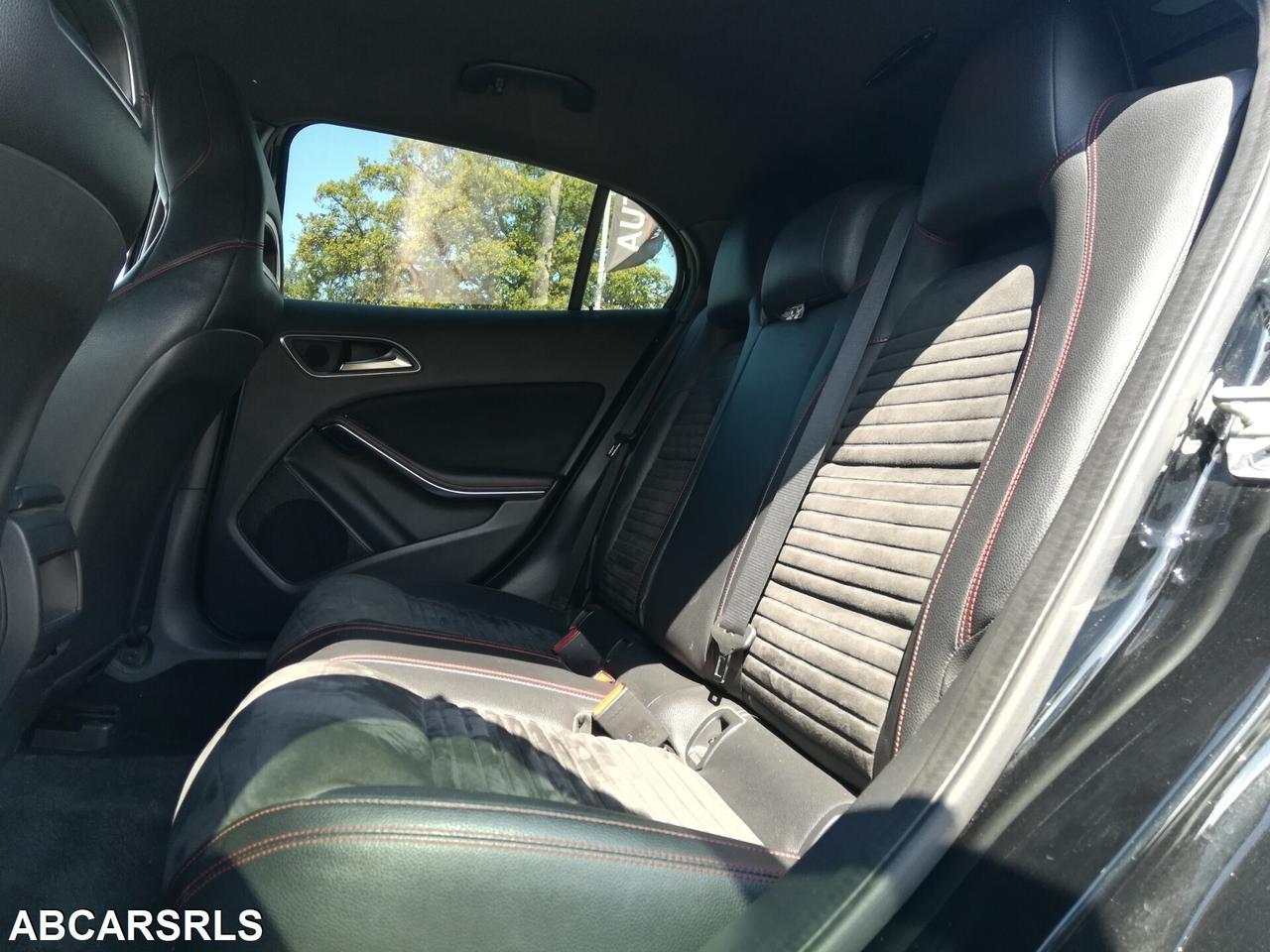 MERCEDES - Classe GLA - GLA 200 d Automatic Premiu
