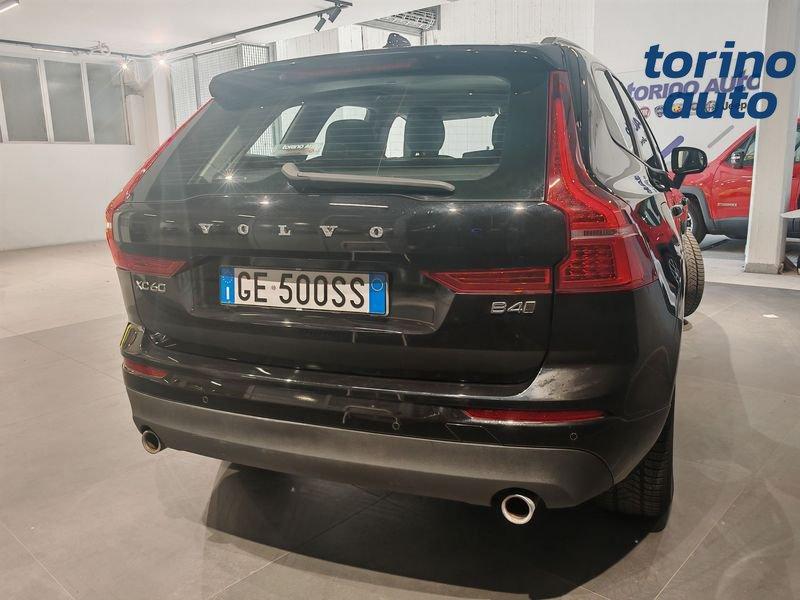 Volvo XC60 B4 automatico Momentum