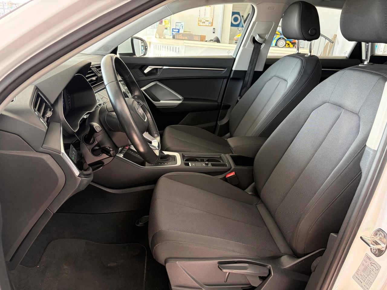 Audi Q3 35 TDI S tronic Business Advanced