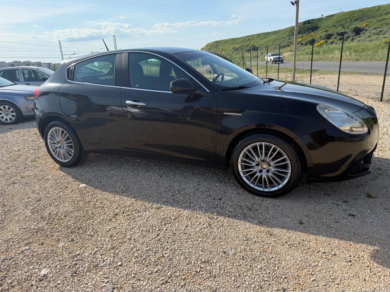 Alfa Romeo Giulietta 1.6 JTDm-2 105 CV 3.999€ PERMUTE