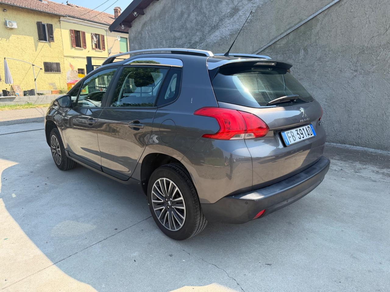 Peugeot 2008 PureTech 82 Active
