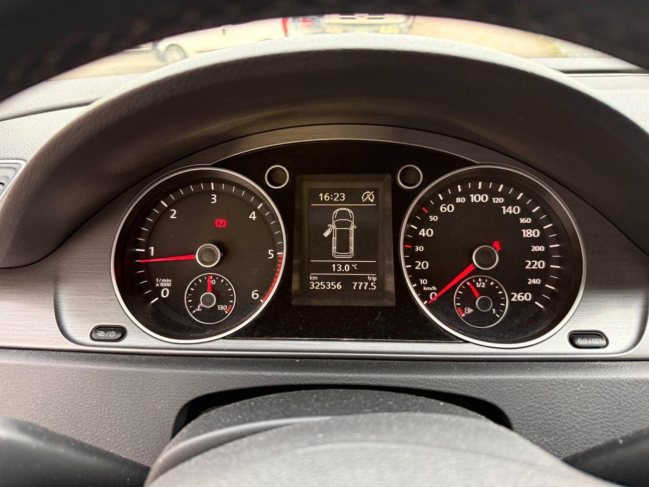 Volkswagen Passat 2.0 TDI Comfortline BlueM. Tech.