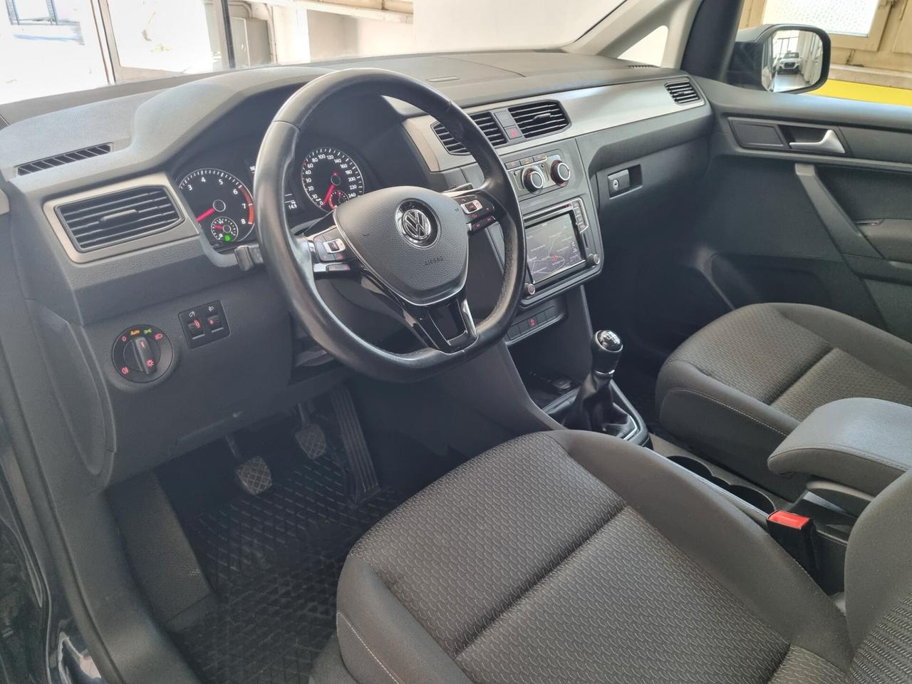 Volkswagen Caddy 1.4 TGI FRONT ASSIST, NAVI, APP CONNECT