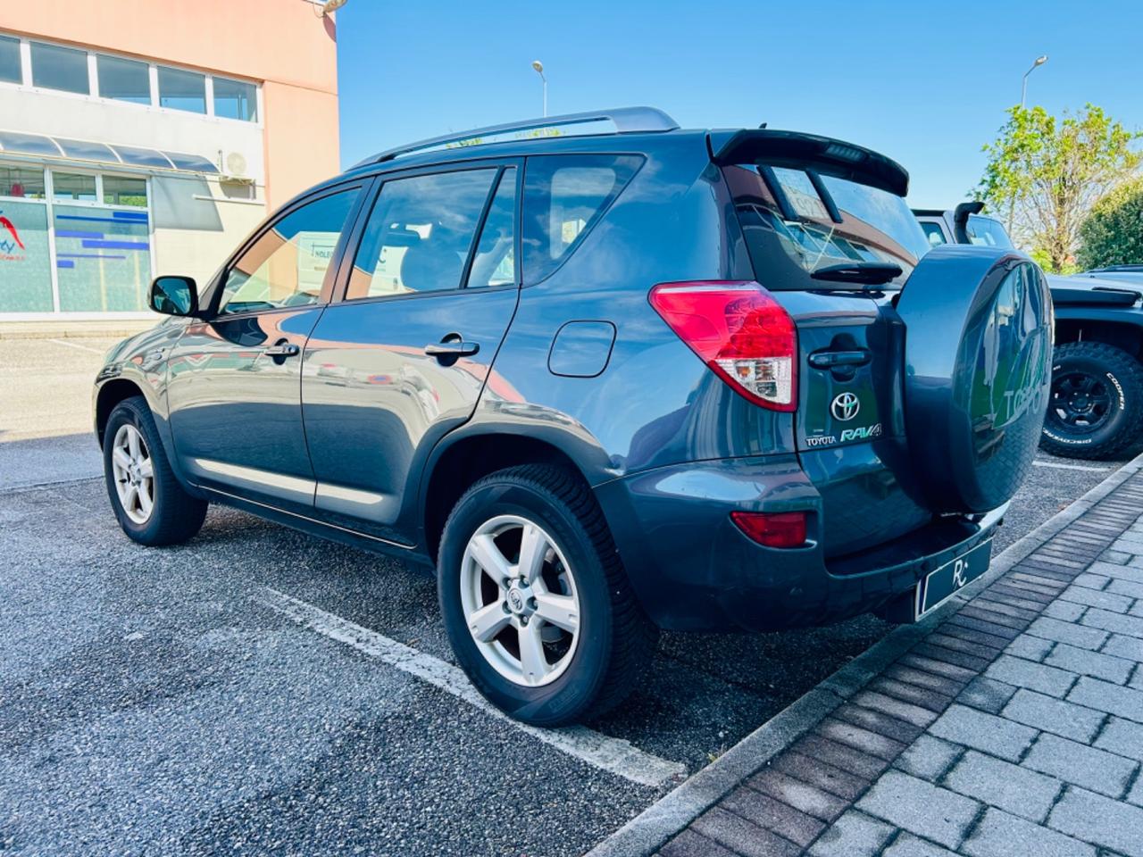 Toyota RAV 4 RAV4 2.2 D-4D 136 CV Luxury