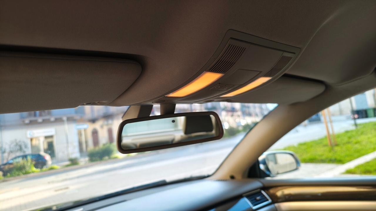 Audi A8 S8 5.2 V10 quattro tiptronic Lamborghin ASI