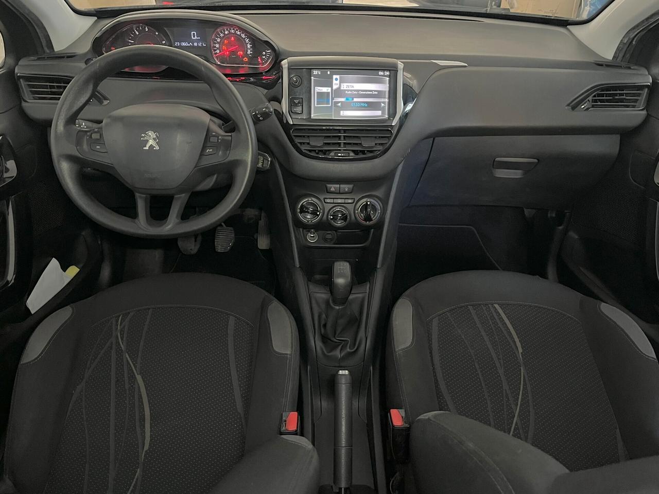 Peugeot 208 1.4 HDi 68 CV 5 porte Allure