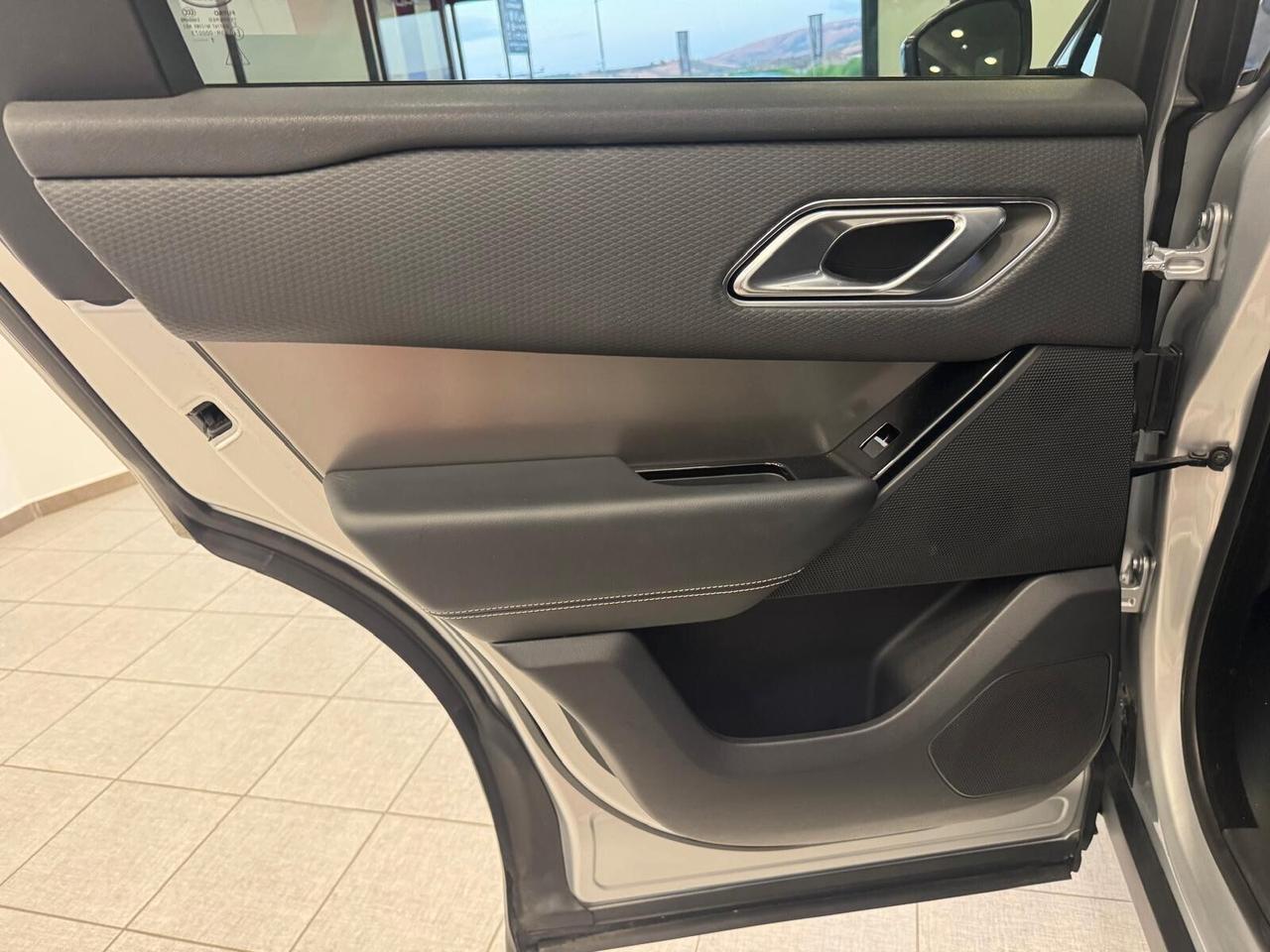 Land Rover Velar 2.0 TD4 180CV SOLO 110000KM