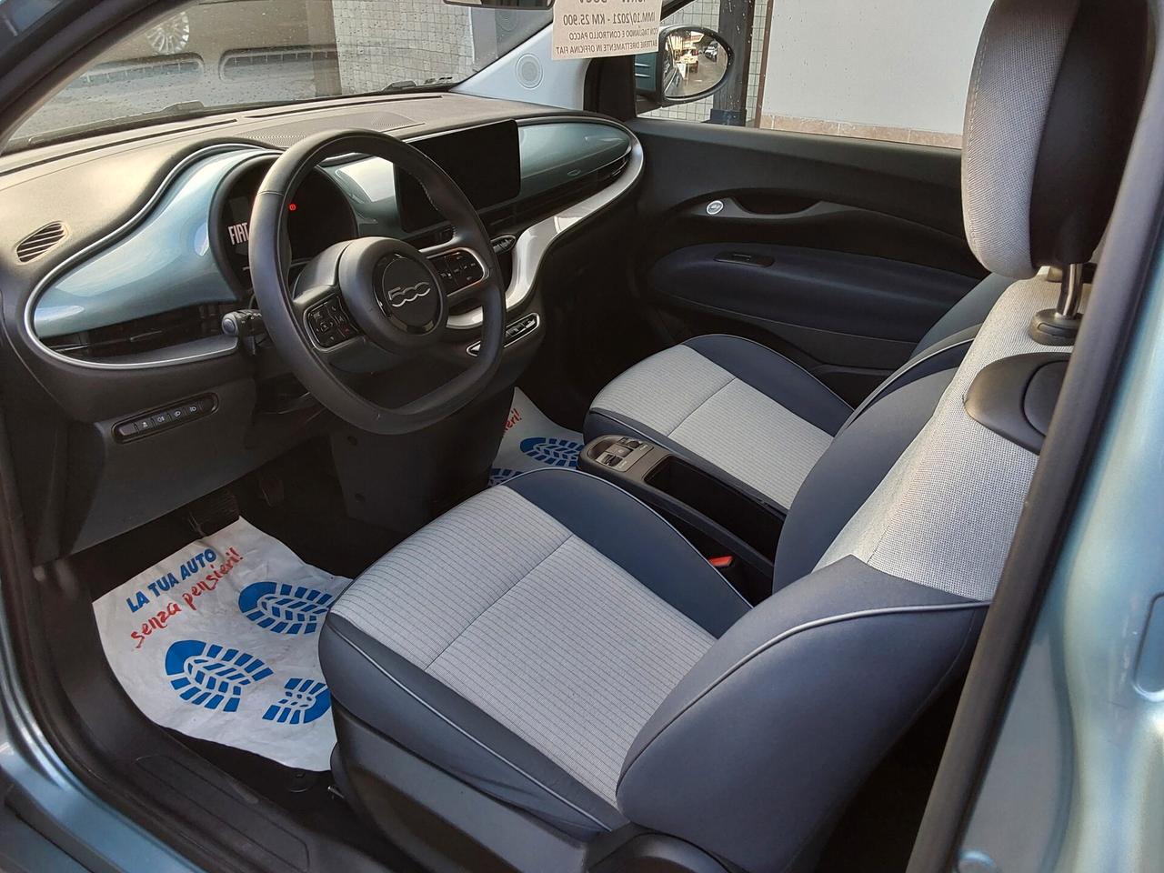 Fiat 500e 3+1 42 kWh Icon +