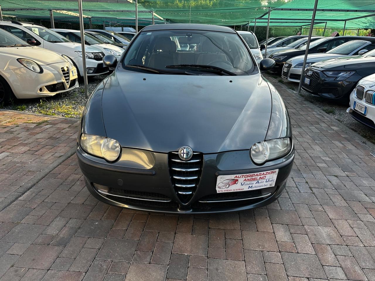 Alfa Romeo 147 1.6i 16V Twin Spark cat 5p. Distinctive